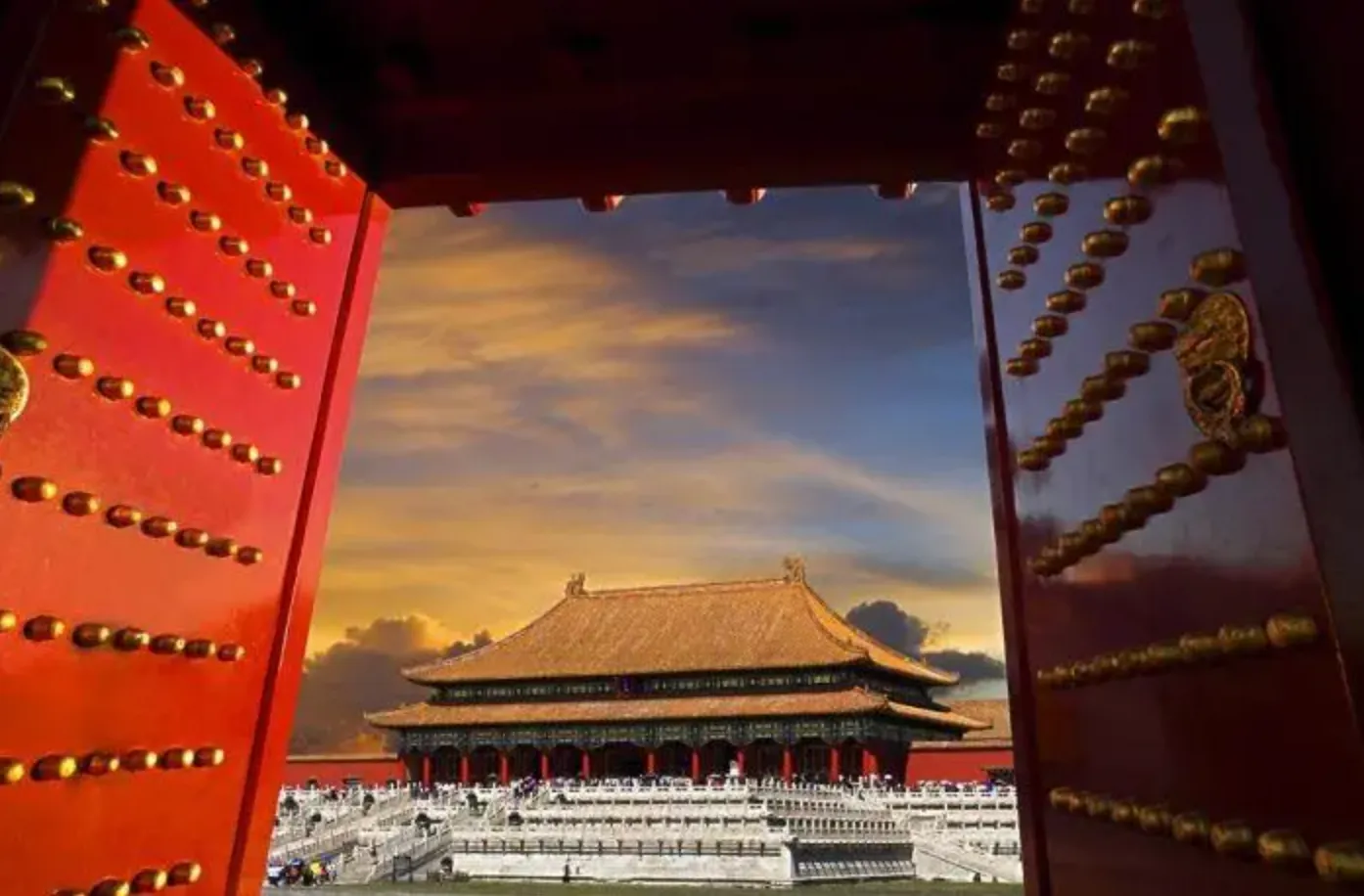 Exploring the Forbidden City: 5 Handy Tips for a Stress-Free Visit, Ensuring No Wasted Trip!